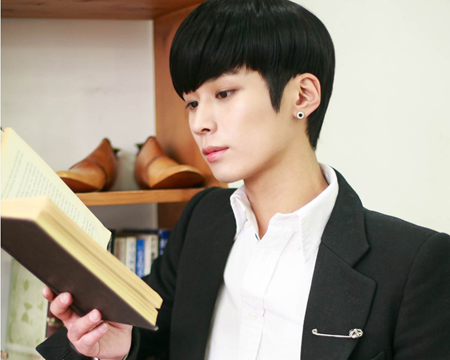 Ép tóc thẳng cho nam là cách xoá xoăn cho mái tóc nhanh nhất