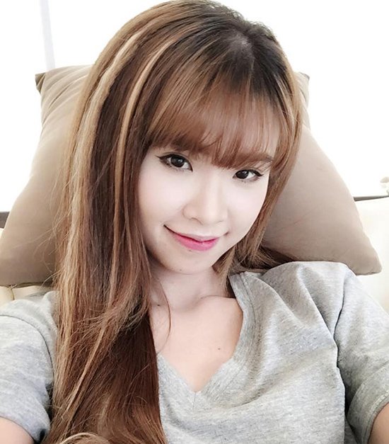 kiểu tóc giả màu nâu hạt dẻ hightlight