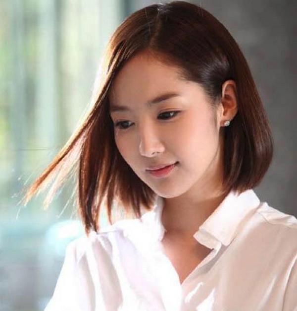 kiểu tóc bob thẳng