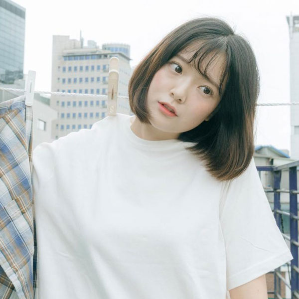 kiểu tóc nữ bob duỗi thẳng không mái