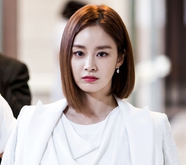 Kiểu tóc ngắn lệch