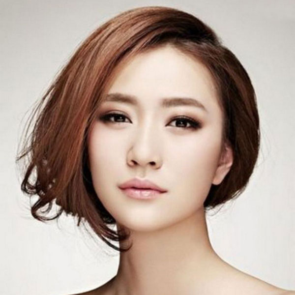 Kiểu tóc ngắn lệch