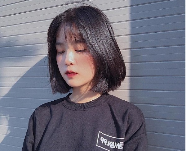 kiểu tóc ngắn uốn cụp