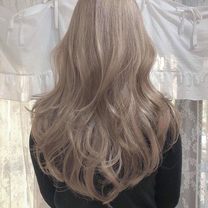 màu tóc nâu beige 