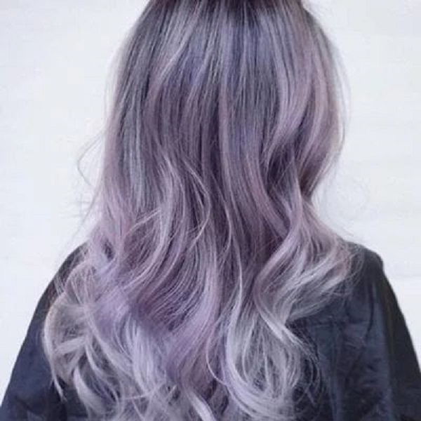 màu tóc đẹp xanh rêu