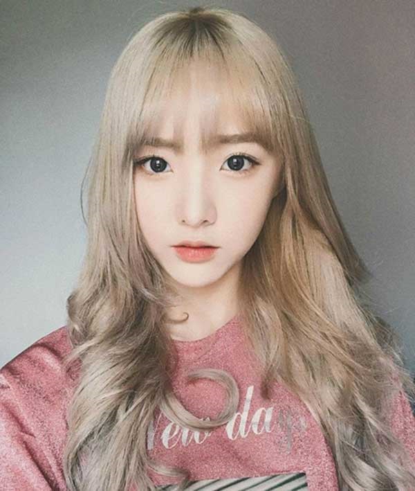 màu tóc đẹp rêu vàng