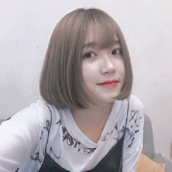 màu tóc đẹp nâu khói