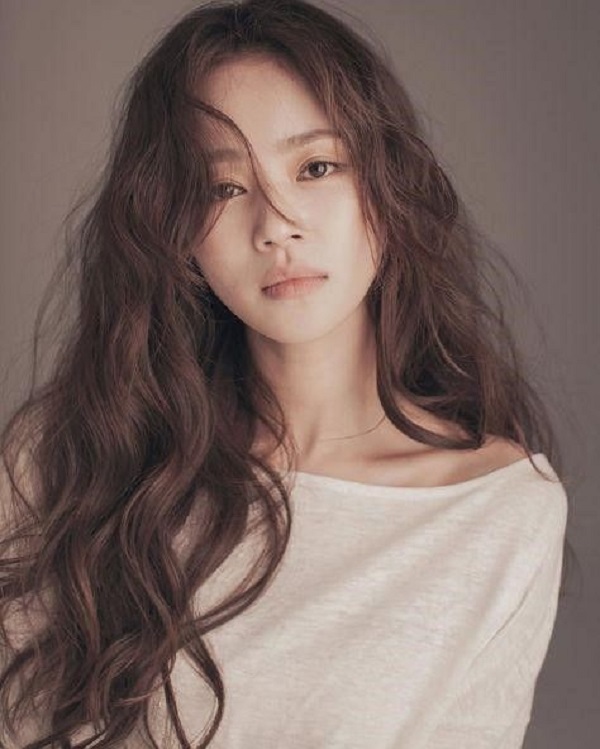 màu tóc đẹp nâu tây