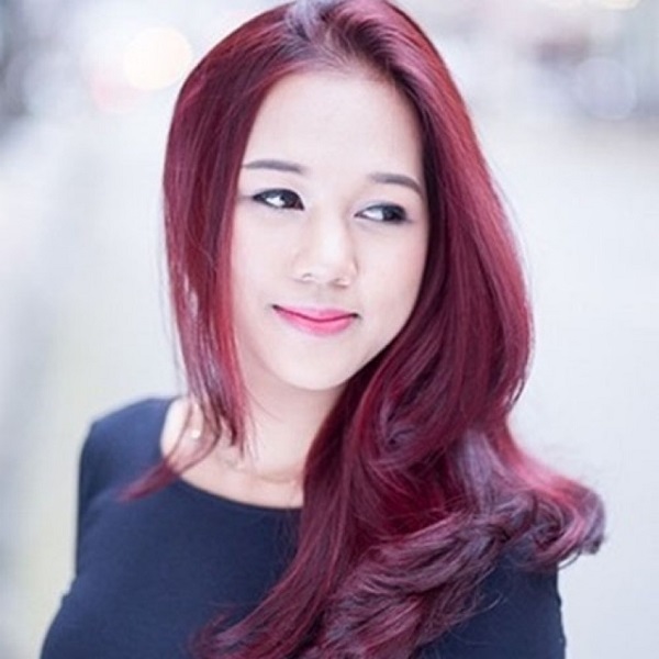 màu tóc đỏ tía hông cần tẩy