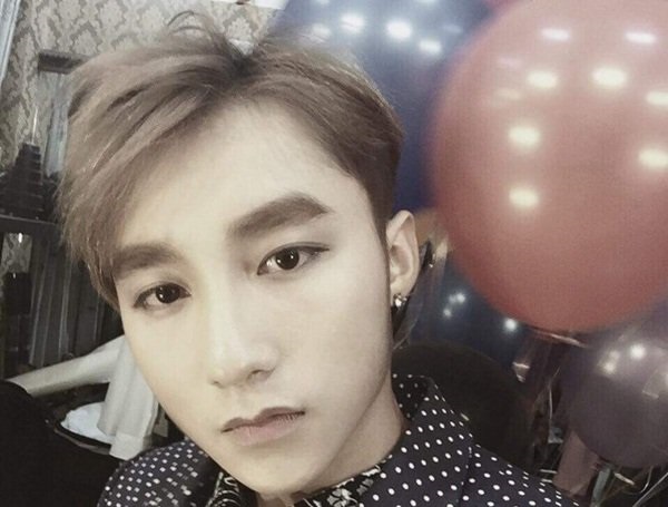 những màu tóc đẹp cho nam nâu khói