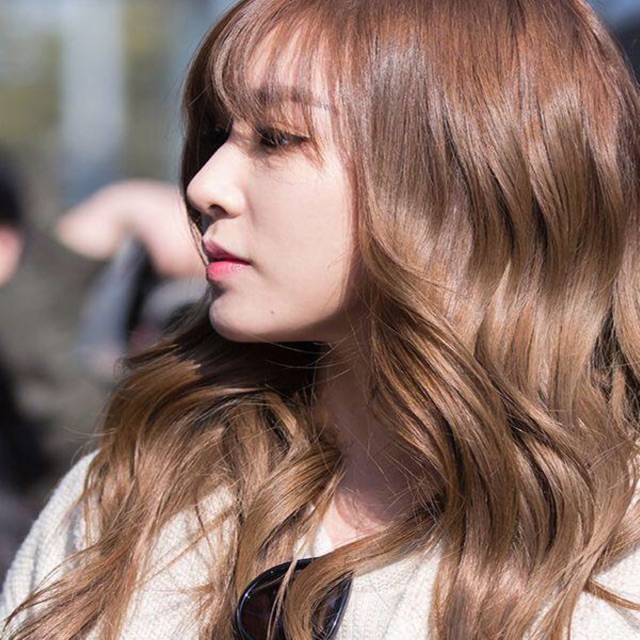 nhuộm tóc màu gì sáng da