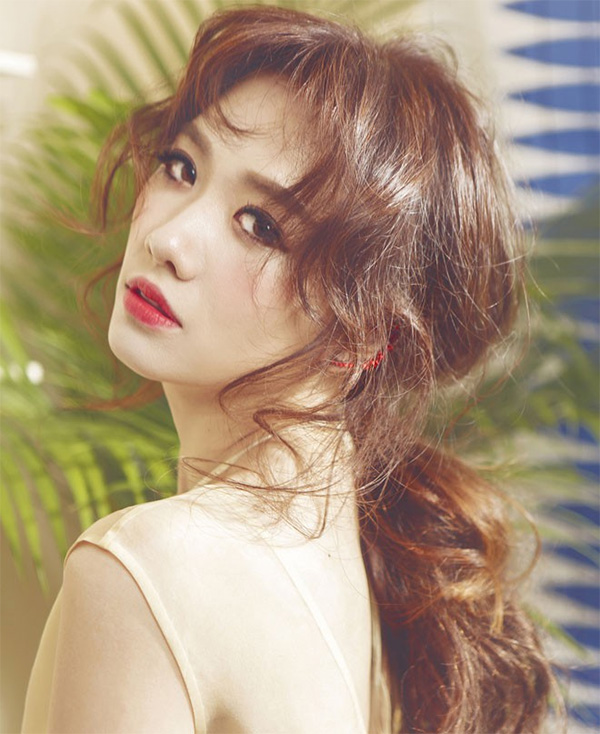 Kiểu tóc giả màu nâu hạt dẻ sáng