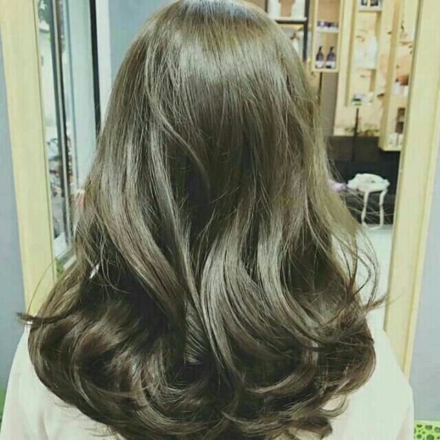 tóc màu nâu khói rêu