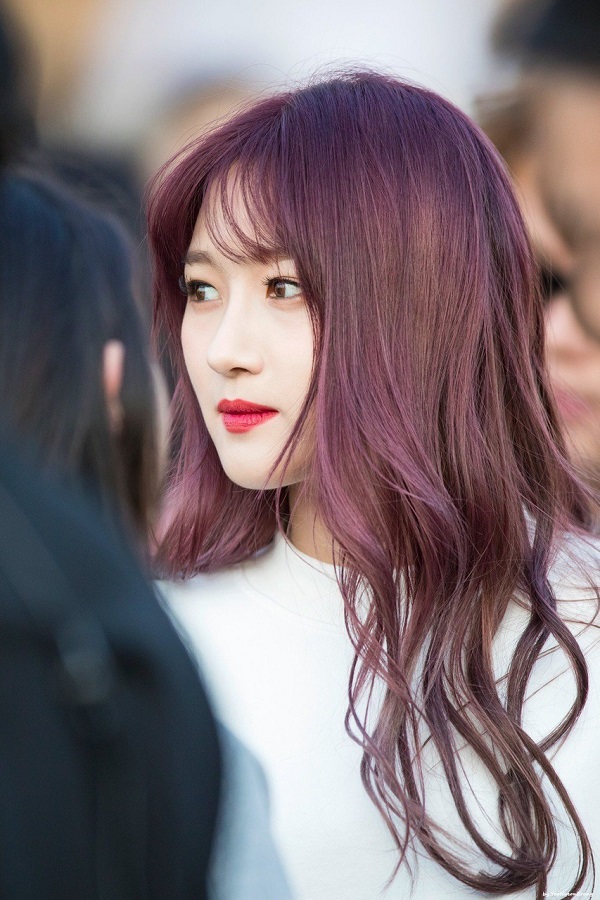 tóc màu nâu tây ánh tím