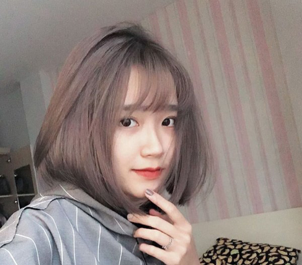 tóc màu nâu tây bạch kim