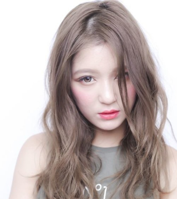 tóc màu nâu tây ánh khói