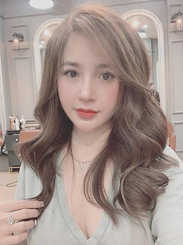 tóc màu nâu tây ánh khói