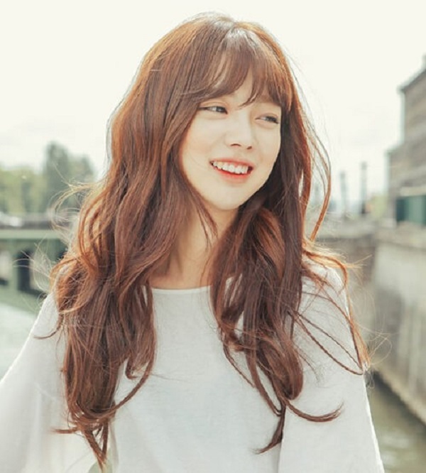 kiểu tóc xoăn tỉa layer