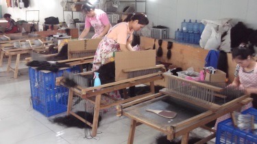 May gia côcng tóc giả