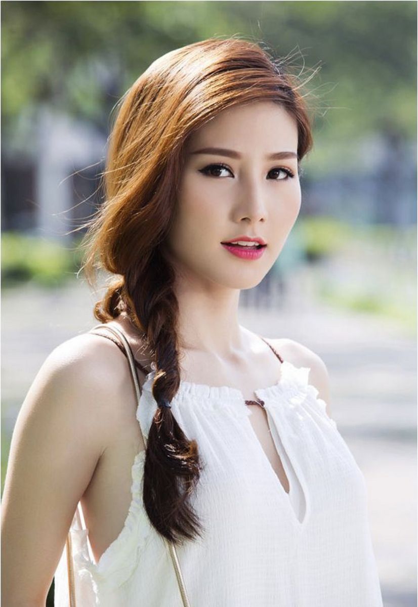 các kiểu tóc thắt bím đi dự tiệc