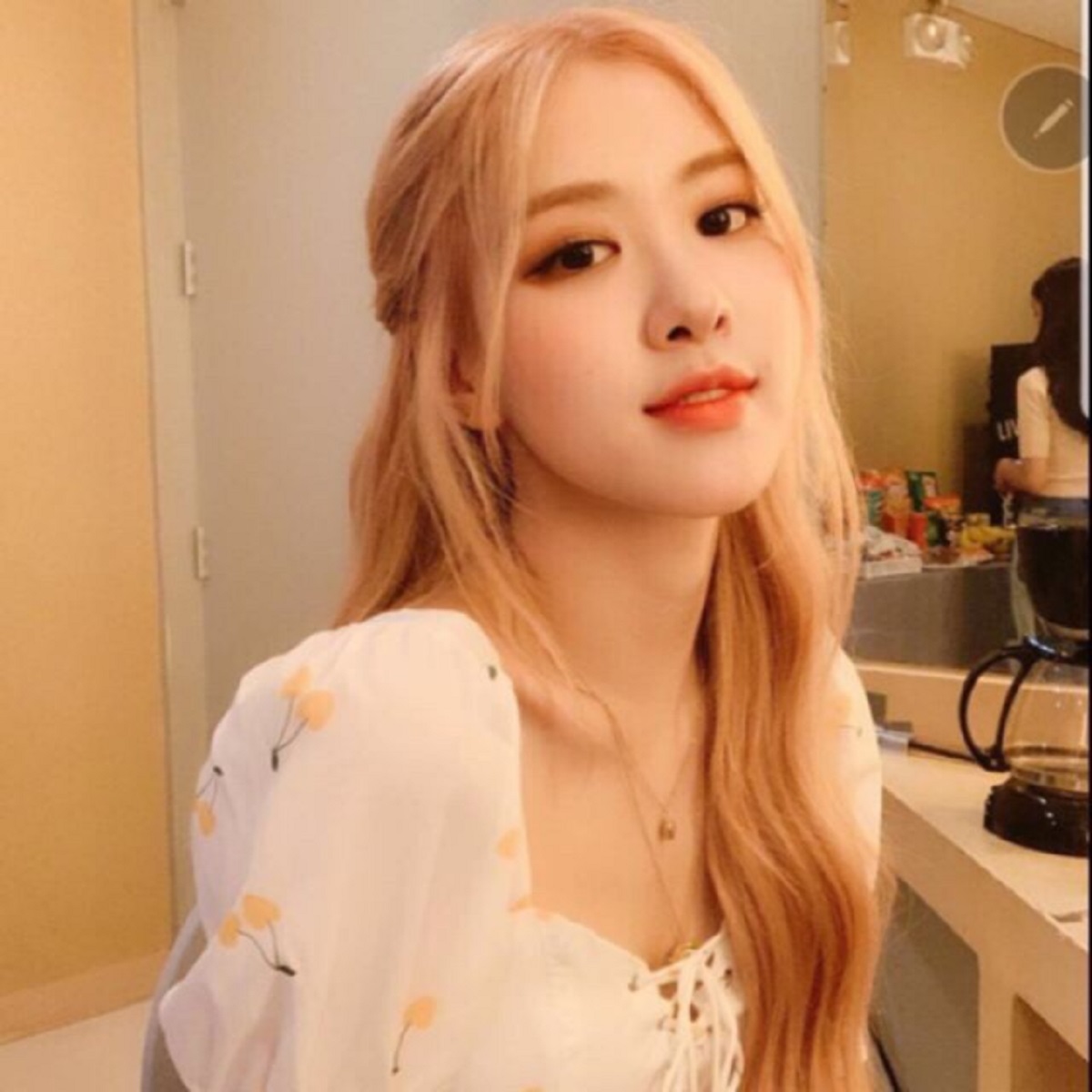 các kiểu tóc đi dự tiệc sang trọng