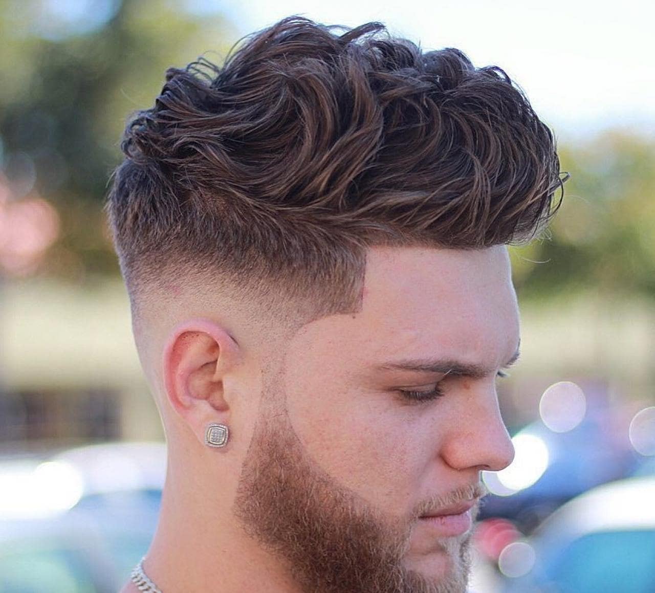 các kiểu tóc xoăn ngắn