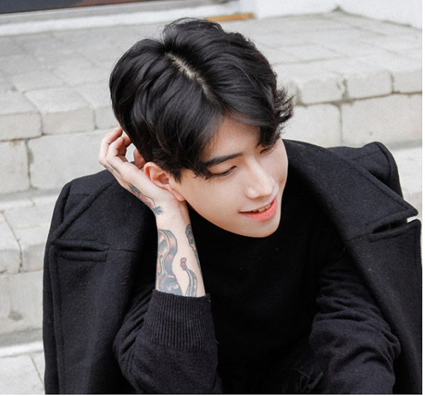 Tóc giả nam bổ luống