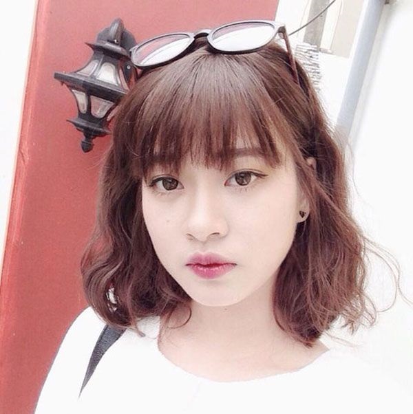 cách làm tóc xoăn cho tóc ngắn