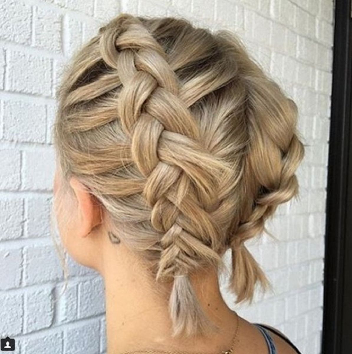 cách tết tóc ngắn ngang vai 