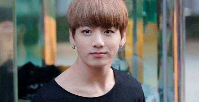 kiểu tóc đầu nấm ngắn 