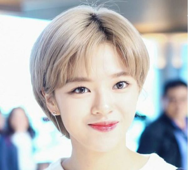 kiểu tóc cho nữ mặt nhỏ