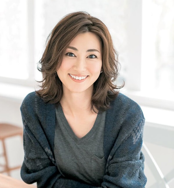 tóc uốn vểnh cho tuổi 40