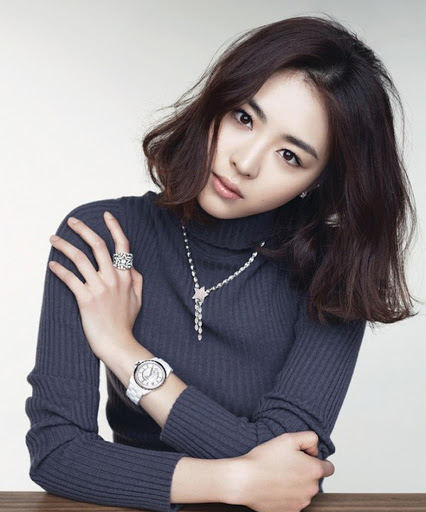 Mặt tròn nên để tóc gì