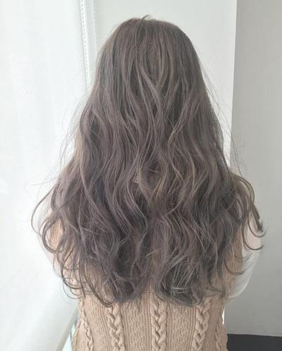 màu tóc nâu sữa 