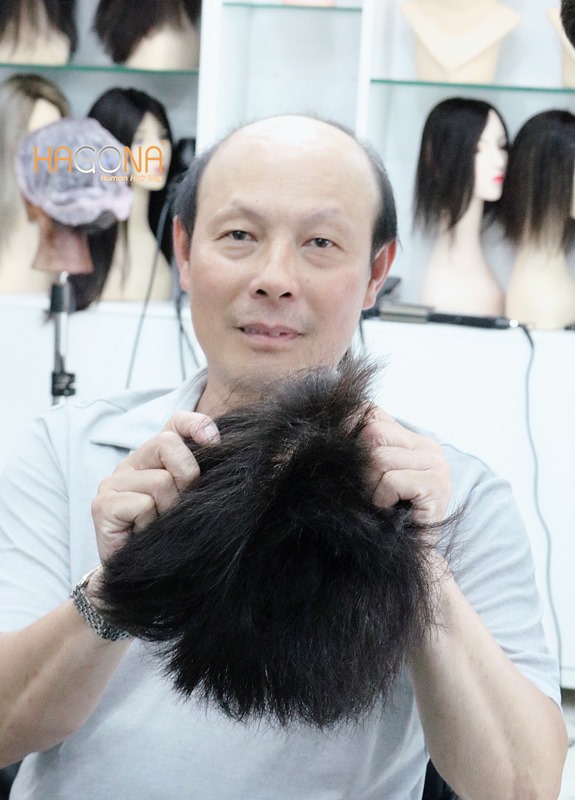 tóc giả của người già nhẹ