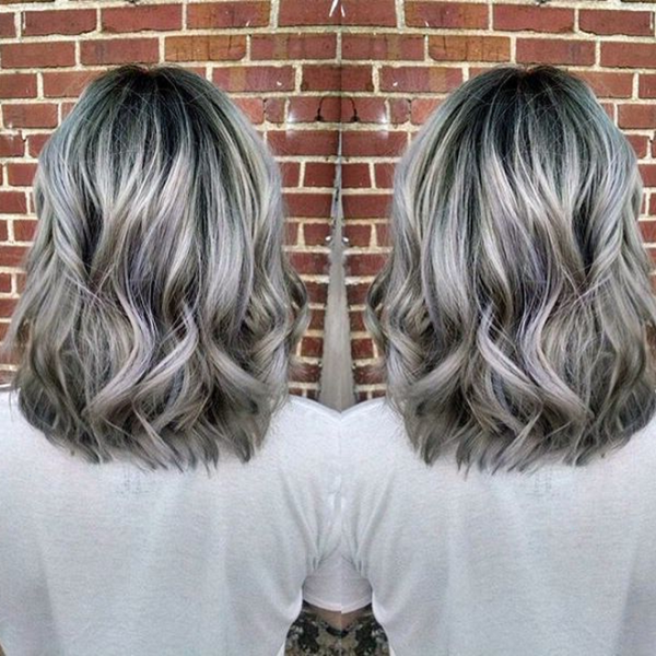 Tóc màu xám khói highlight