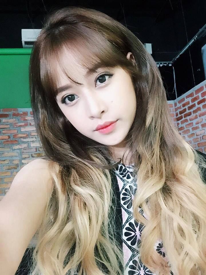 Tóc nhuộm Ombre màu bạch kim