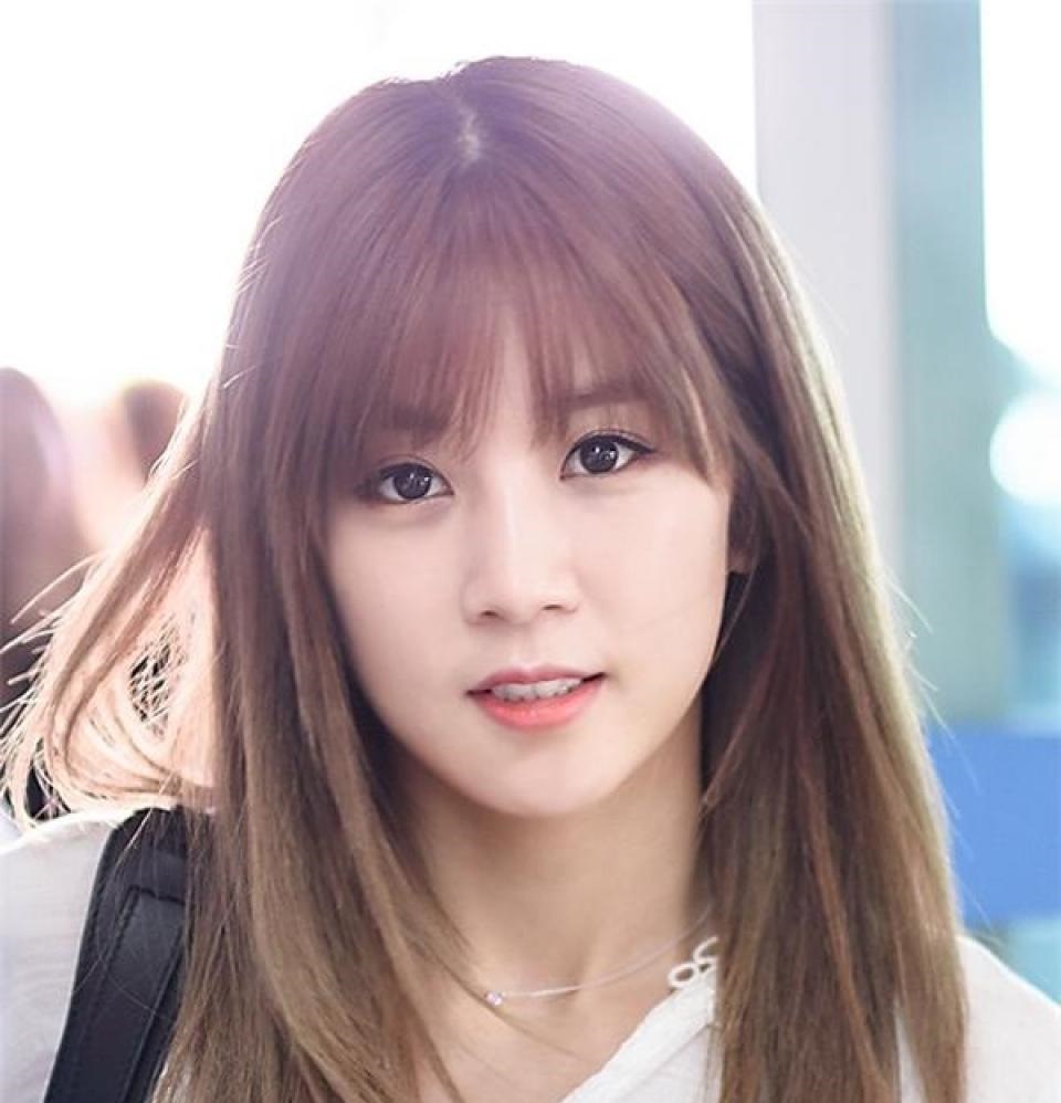 trán cao để mái gì