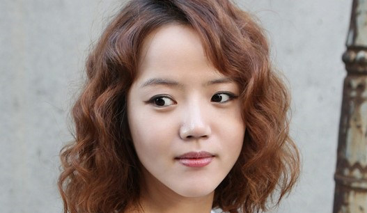 8+ kiểu uốn tóc ngắn nữ khiến nàng thêm hút hồn