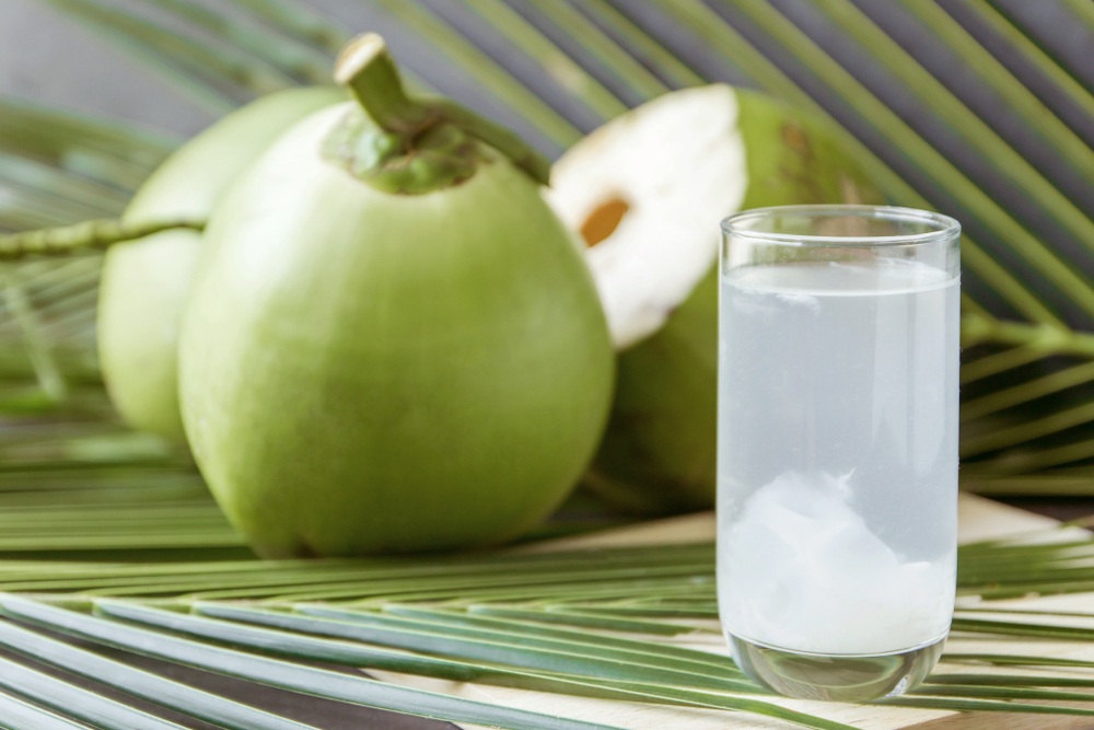 Lợi ích của nước dừa đối với tóc và cách sử dụng hiệu quả