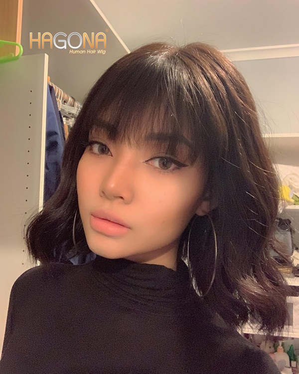 Tóc giả nữ giá bao nhiêu có phụ thuộc vào chất liệu không? 