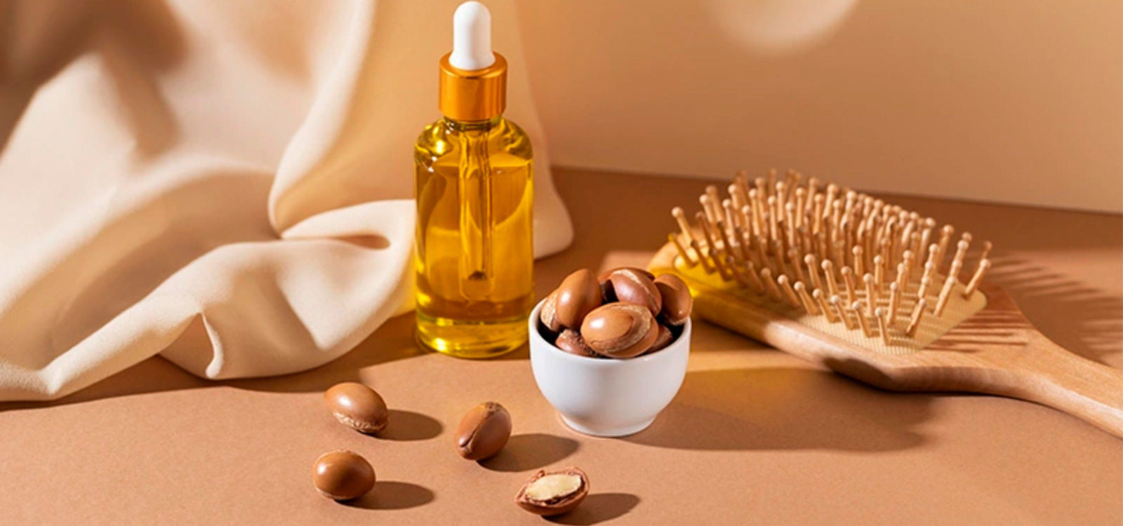 Vì sao nên dùng dầu gội chứa dầu argan? 5 lý do cần biết 